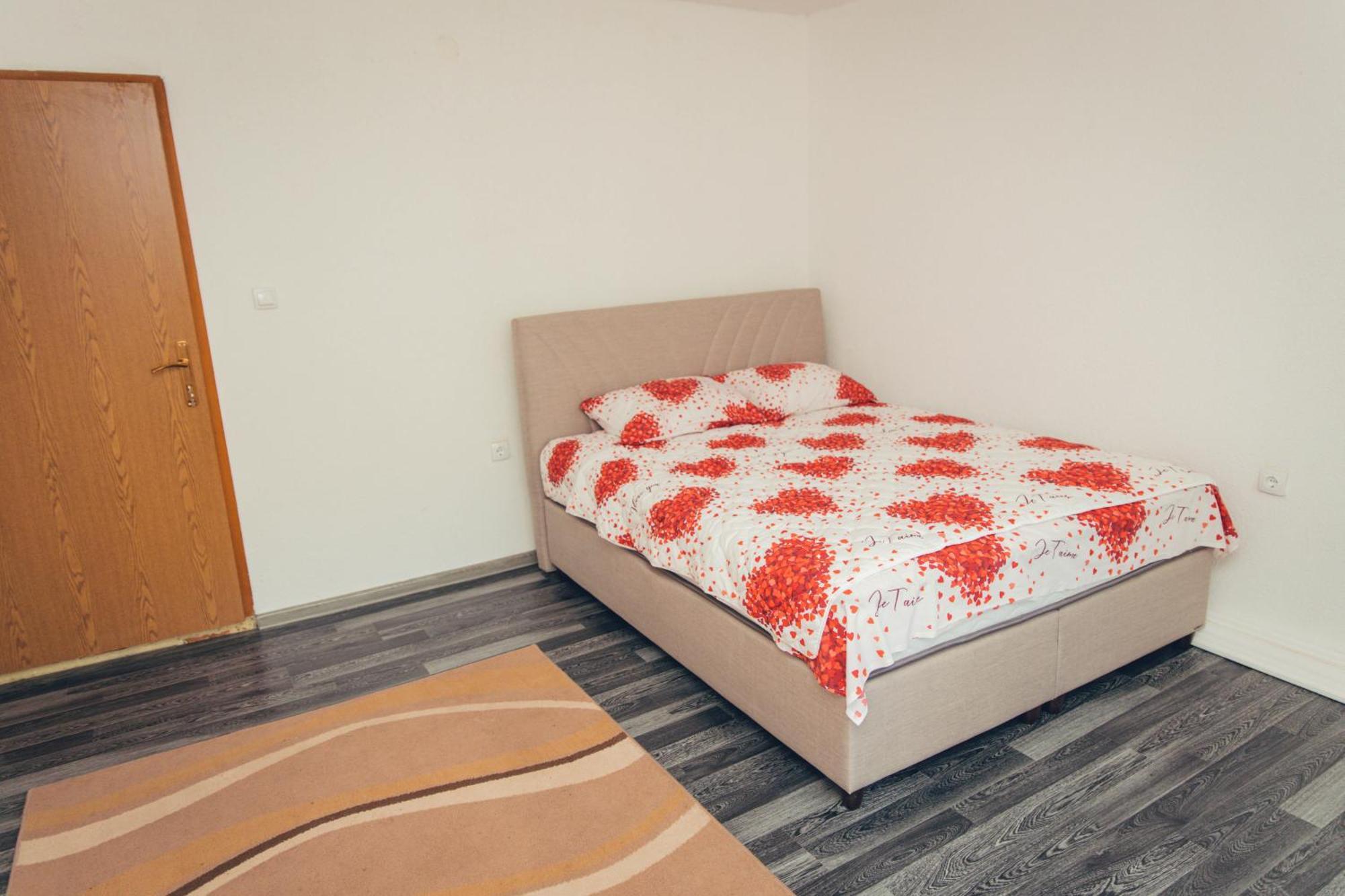 Apartman Djole Foca Bagian luar foto
